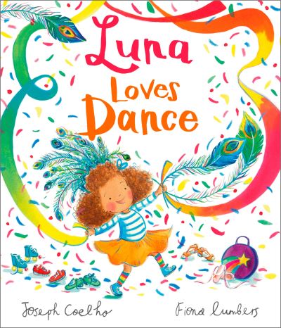 Luna loves dance